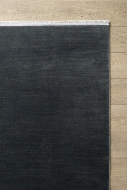 Timeless Black - Premium Rug - LN200